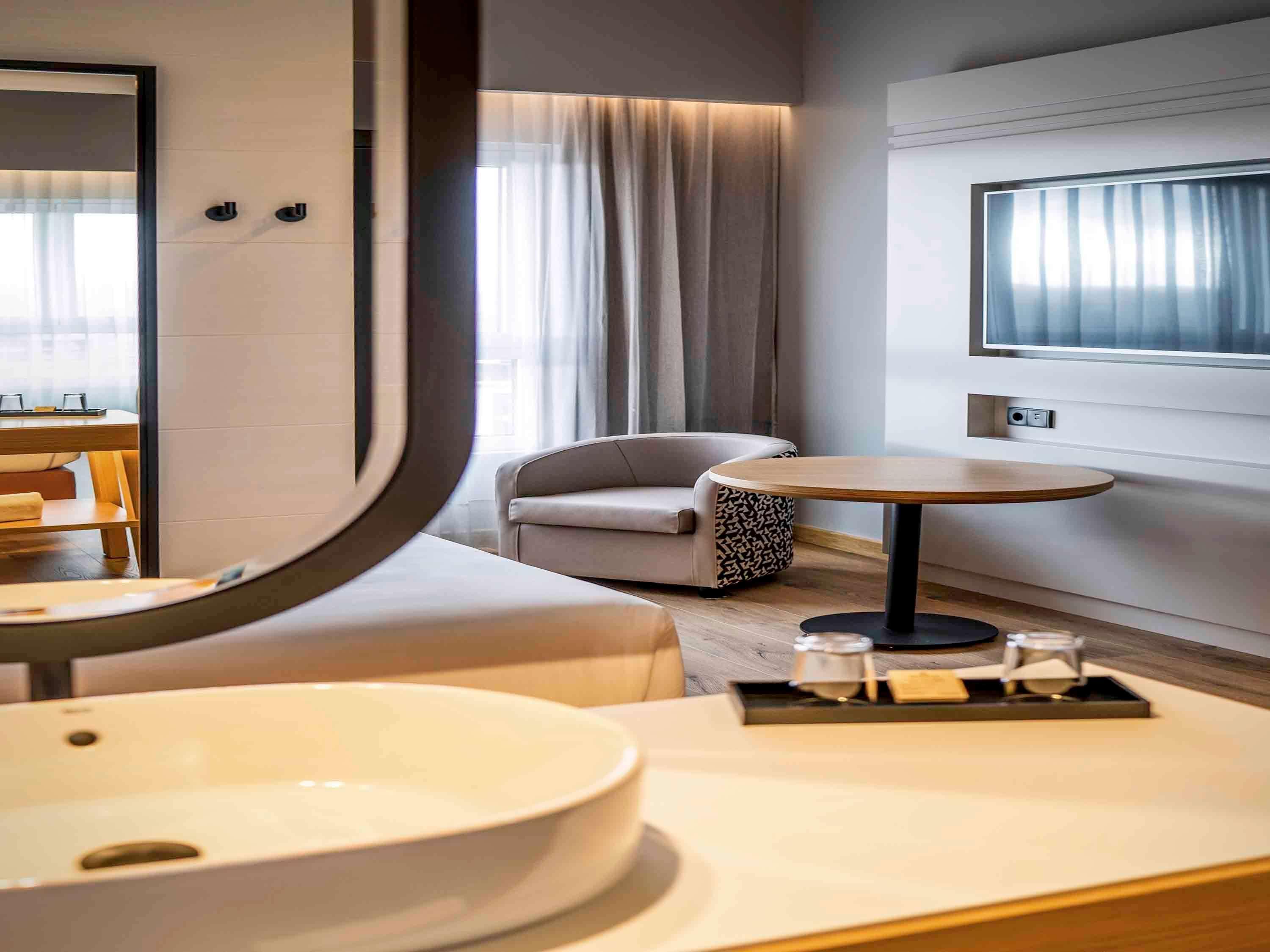 Mercure Lugo Centro Ngoại thất bức ảnh
